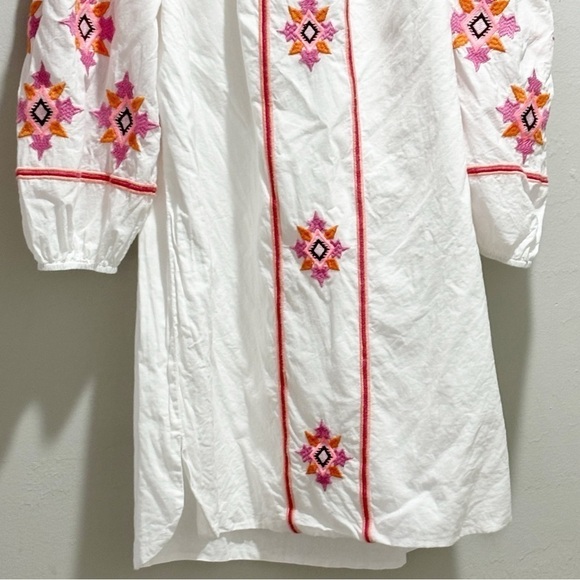 Q & A Women’s White Multi Embroidered Off The Shoulder Ruffle Dress Tie Neck M - Picture 6 of 8